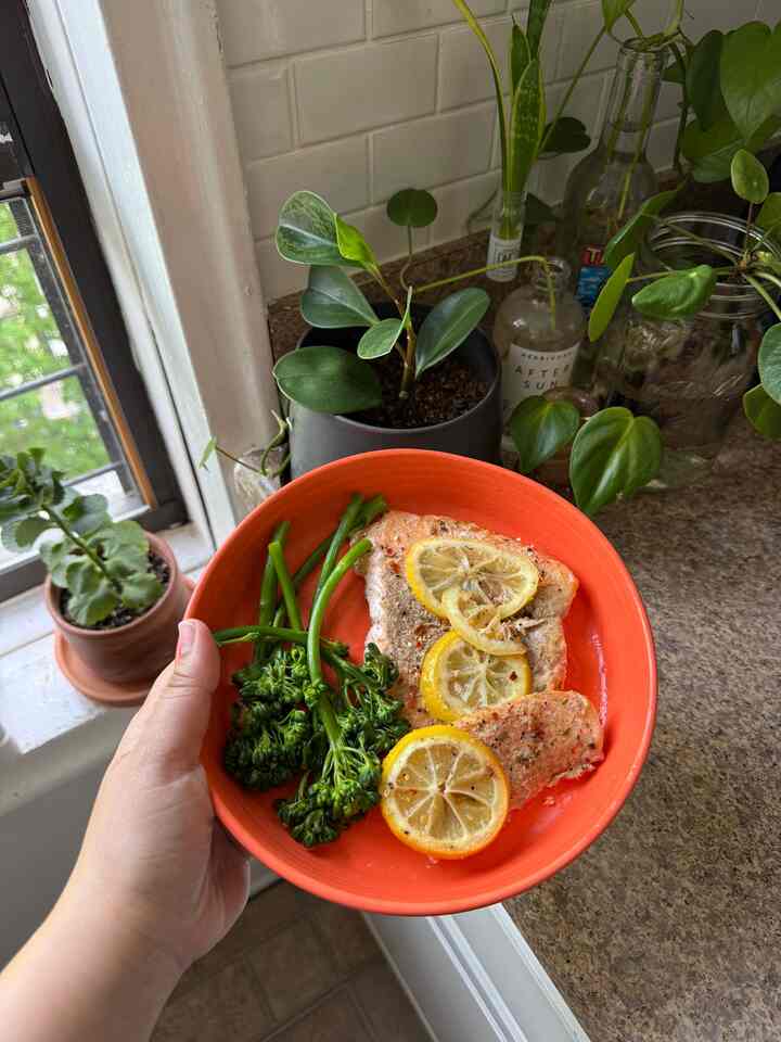 Love making my meals 😋
#cooking #meal #moderneclectic #wfh #prettyplate 