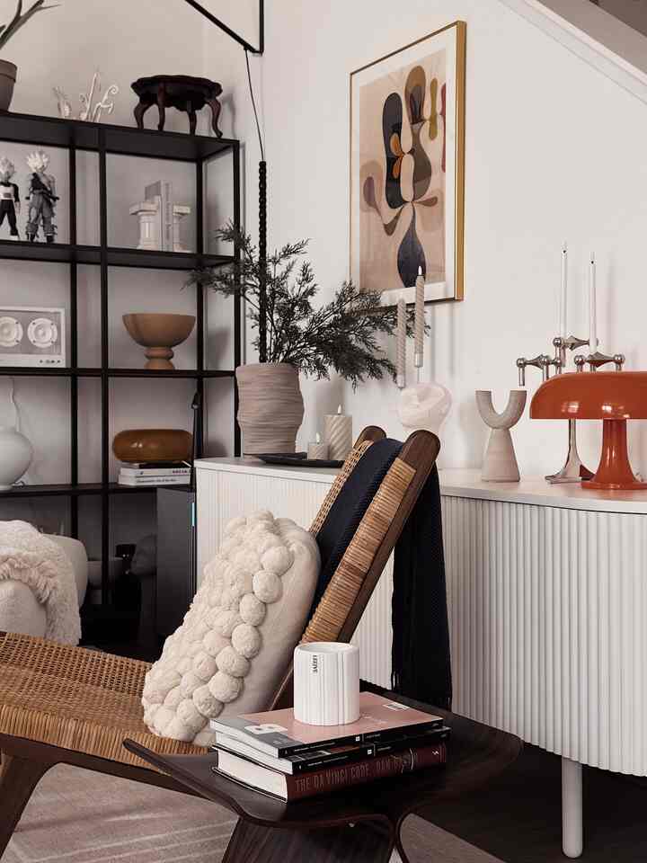 デコレーション🖤

#リビングルームインテリア #livingroom #livingroomdecoration #homedecor #lamp #lighting #ledcandle #stool #chair #blanket #candleholder #cushion #vase #poster #posterframe #cabinet #sideboard #shelf #Bluetoothspeaker #magazine #ikea #shelfdecor