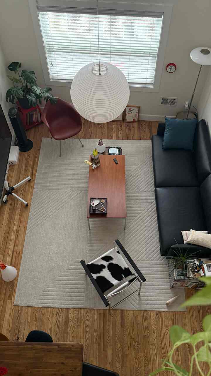 What today looked like from above.

#aerialshot #duplex #loft #livingroom #livingroominterior #fresh #warm #cozy #sofa #lamp #lampshade #lounging #loungechair