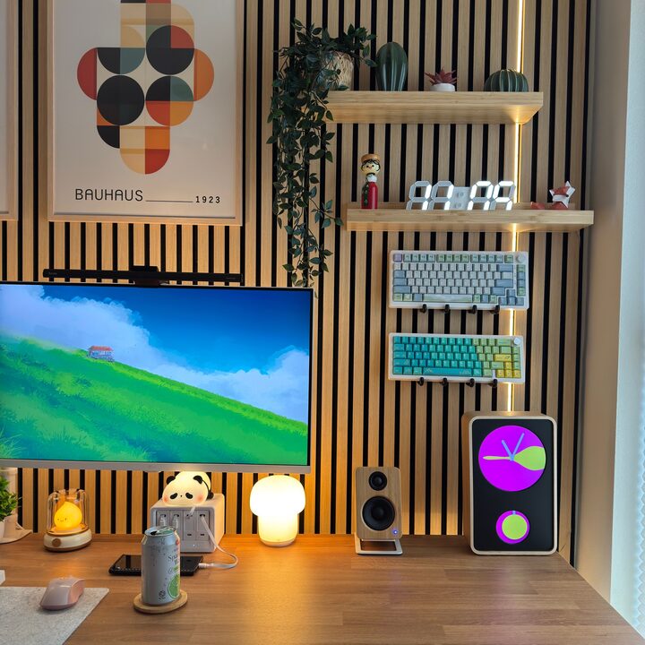 short form carousel card thumbnail