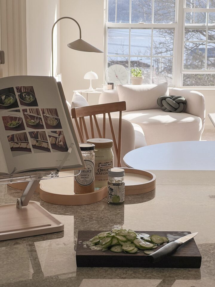 short form carousel card thumbnail