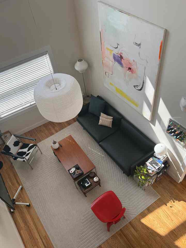 Haven’t took an aerial shot in some time and wanted to capture the sun today. I switched out the round lamp shade by HAY with a donut shaped one by the same brand. 

#lampshade #paperlampshade #livingroom #livingroominspo #livingroominterior #livingroominspiration #loft #duplex #highceiling