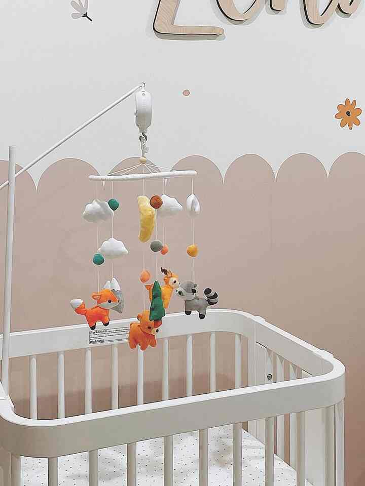 Our daughter’s cozy little room with pink touches!
#home504 #babyroomdecoration #babyroom #nursery #nurseryinterior #nurserydecoration #crib #nurserysofa 