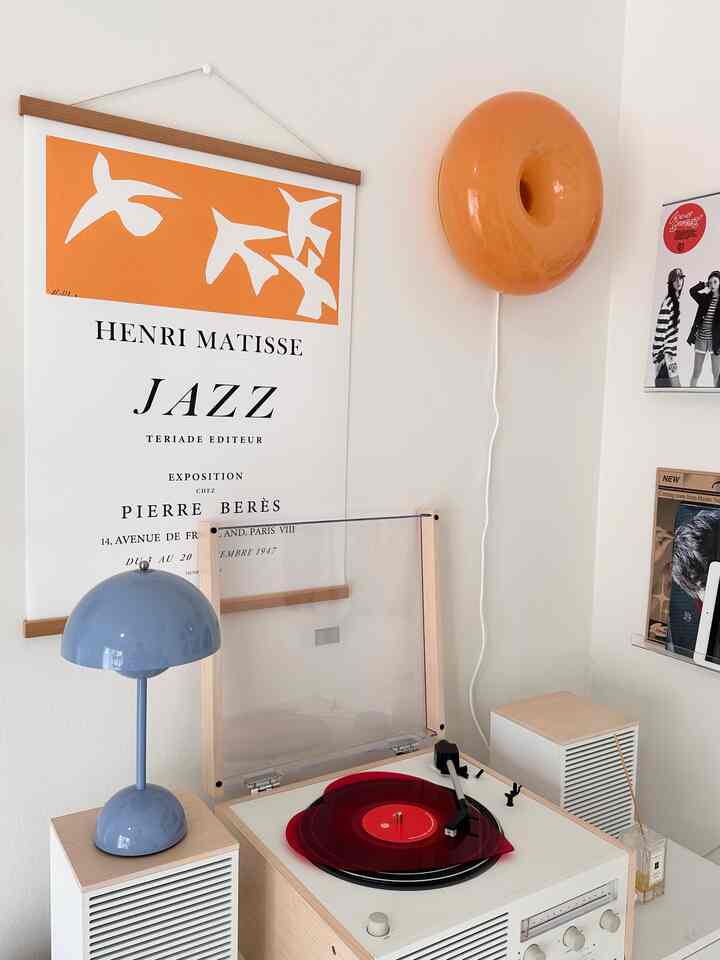 New lovely LP ♥️ 
Heart LP

#ikea #turntable #lamp #ikealamp #&tradition #poster #posterpicture 