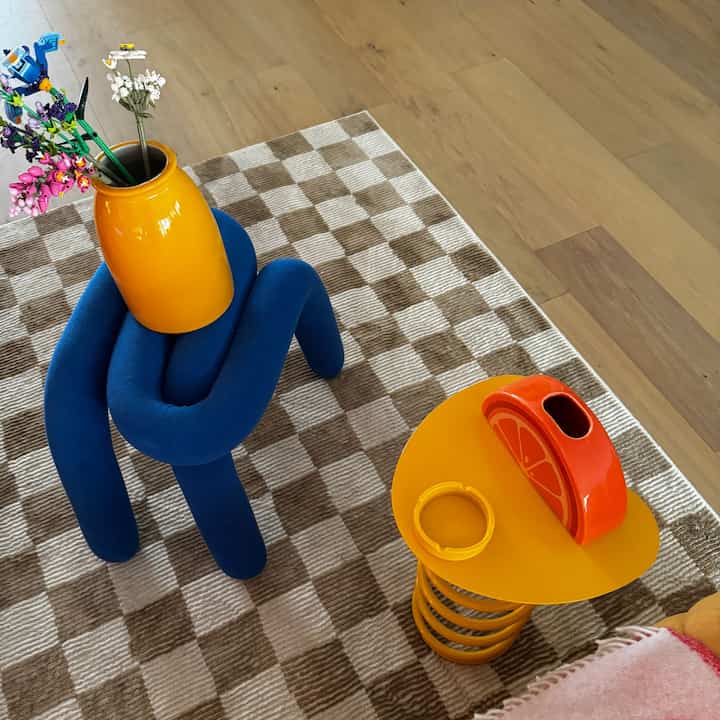 青と黄色は補色として機能します！
#maximalist #colorfulinterior