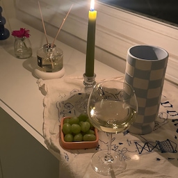 Happy Memoriel day 🥰
After bbq time with my friends, enjoy calm mood alone 🍷
#ikea #simple #minimal #homebar #homedecor #candle #diffuser #vase 
