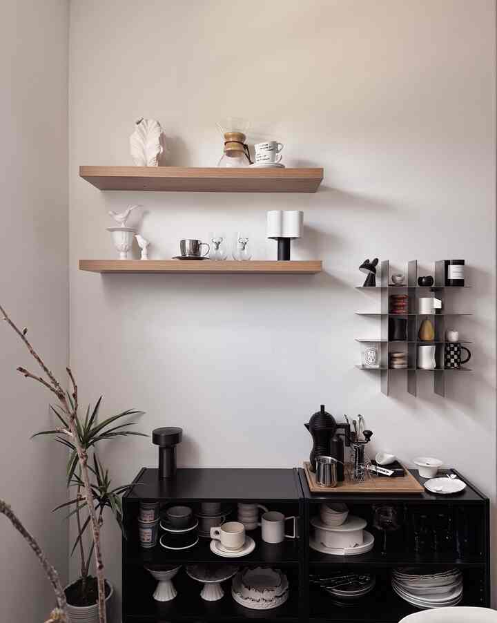 My new coffee corner ☕️


#coffee #coffeecorner #coffeestation #homecafe #diningroom #shelf #plate #coffeecup #cupshelf #cupboard #floatingshelf #mochapot #lamp #lighting #dripper #glasscup #coffeebar 