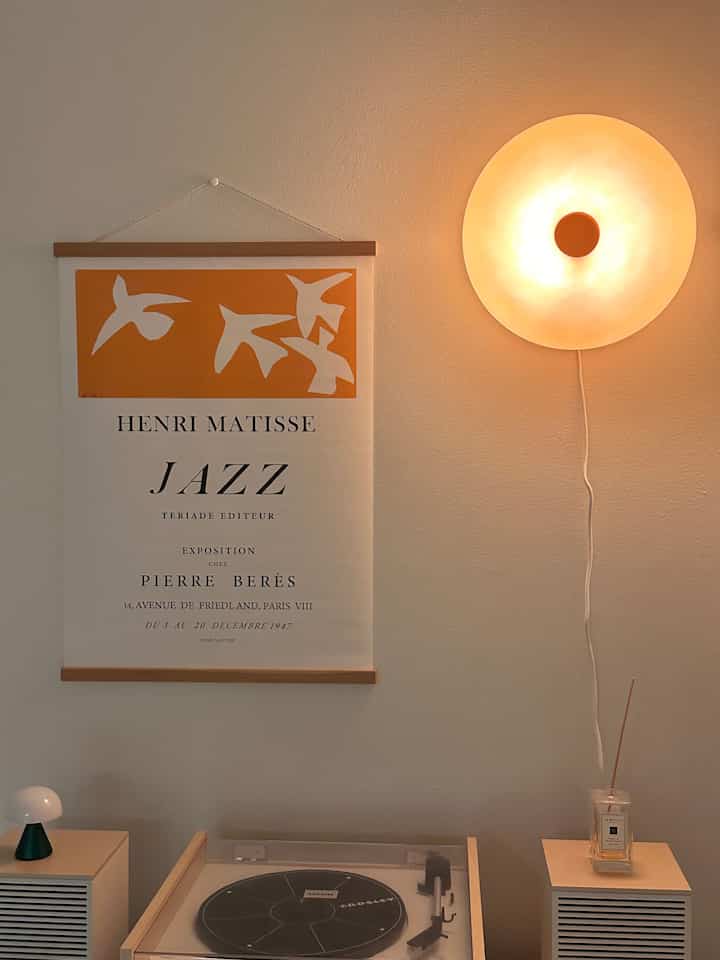 Last night ✨✨
The ikea donut lamp is really the best 💚

#ikea #turntable #ikealamp #music #homedecor #homecinema #Ohaus 