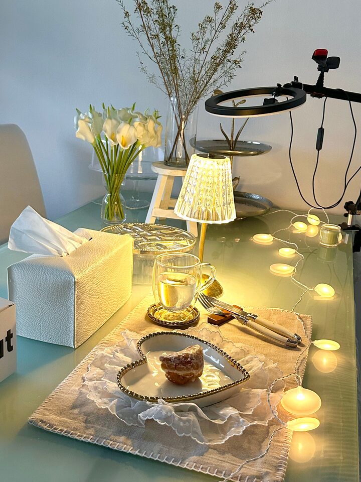 short form carousel card thumbnail