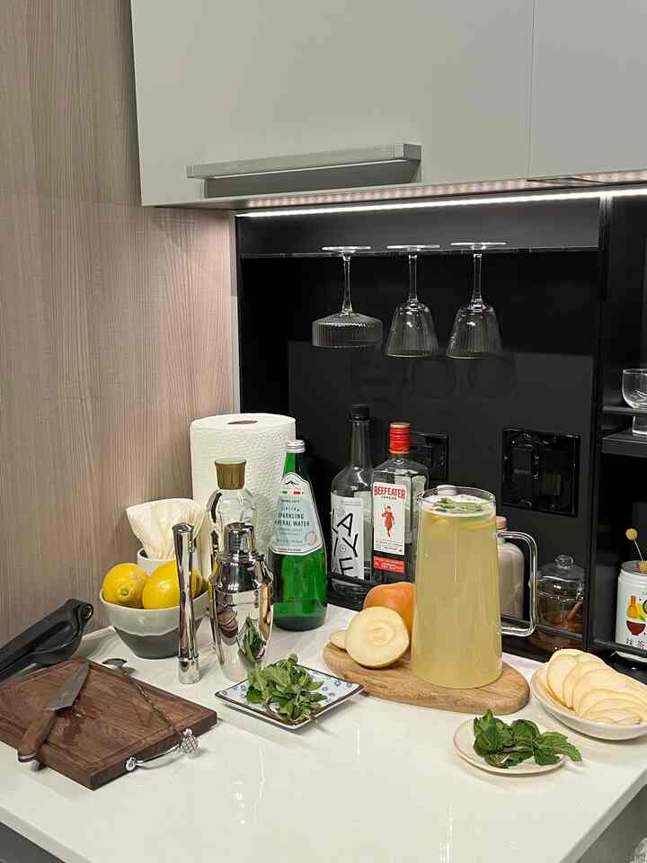 The best corner for hosting happy hours~ with mood track lighting and built in glassware display, its the perfect spot for setting up a drink station. Pulling out my barware tools and setting up a nice display makes it feel like you’re out at a bar without ever leaving your home! 😚🍸

#bar #night #apartmentkitchen #apartmentinterior #apartmentaesthetic #kitcheninterior #kitchen #kitchenstyling #moodlight #mood