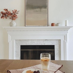 Personally, I feel like autumn suits the vibe of our home the best 🍂 warm cozy brown! 
#diningroom #fallinterior 