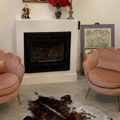 A touch of glam velvet chairs #glamdecor #cozylivingroom #homedecor