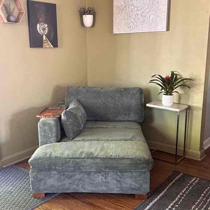 A little corner to sit tight and relax.  #relaxing #homedecor #casualstyle