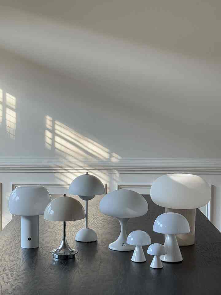 Not me collecting lamps like they’re designer bags👀💡✨
.
.
. 
#myfavoritecollection #designobsession #interioraddict #styledspaces #lamp #mylampcollection #portablelamp 