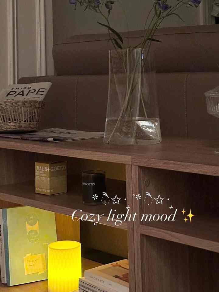 Night mood ✨✨ 

#cozy #lightingstand #livingroominterior #lightinginterior 