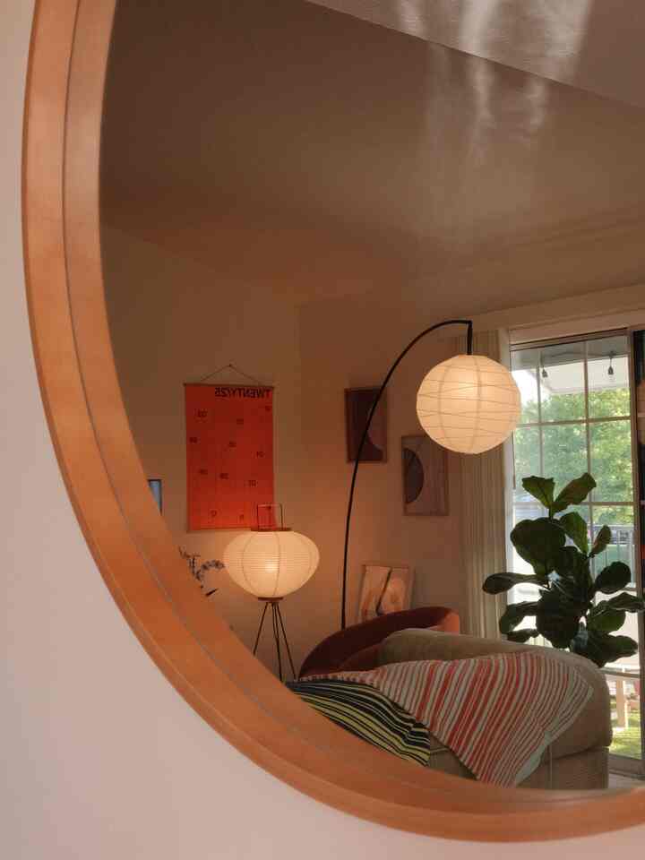 The Teddy Sofa in all its glory 🤩🤩

A mixture of elegance, playfulness, and comfort :) honestly the most perfect sofa out there!


#teddysofa #omhu #teaknewyork #mirrorinterior 