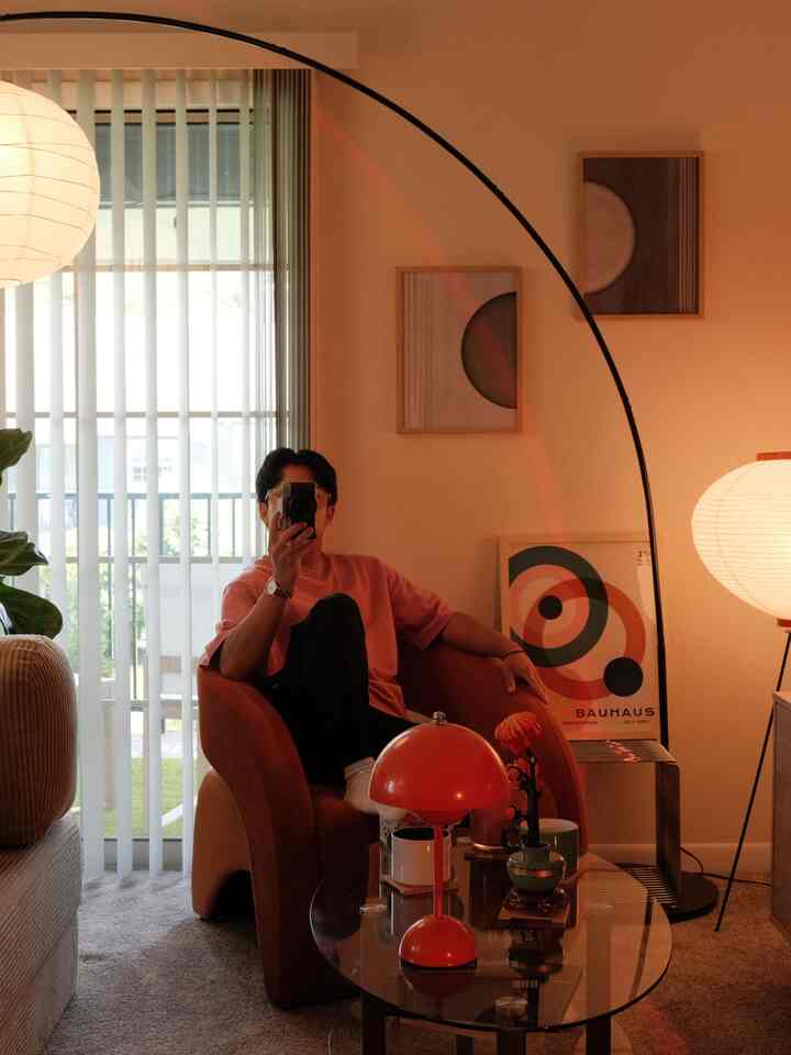 I am definitely going to miss this place when I move in about 2 months :(

So many memories and so many connections have been made here!

#moving #happyhome #warmapartment #apartmentaesthetic