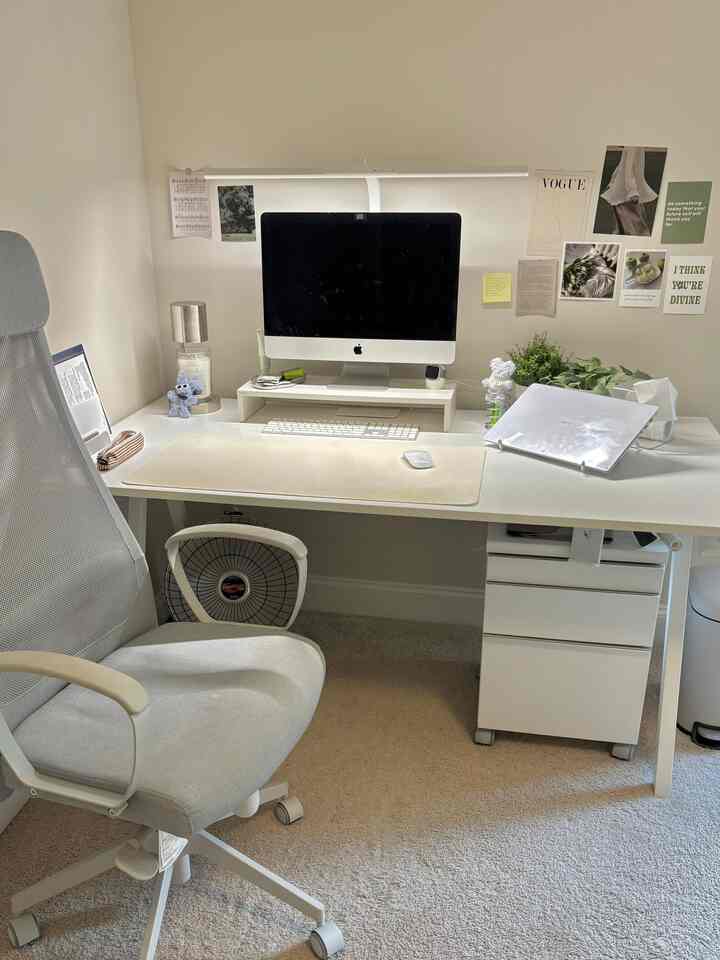 Putih adalah kantor rumah terbaik 🤍
#kantorrumahan #studydesk #studydesk #whiteinterior #whiteroom