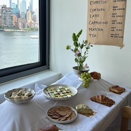 kaiju & ollie’s cafe (NY edition) #athomecafe #cozy #hosting