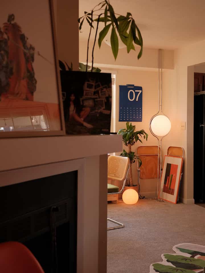 Took this shot last month (hence the 7) :)

Foldable chairs are great for those times when you need extra seating but don’t want to take up too much space! Perfect for spontaneous guests and bigger events!

They’re perfect for indoors and outdoors as well!

#summerdecor #summerhomedecor #summervibes #chairrecommendation #chair 