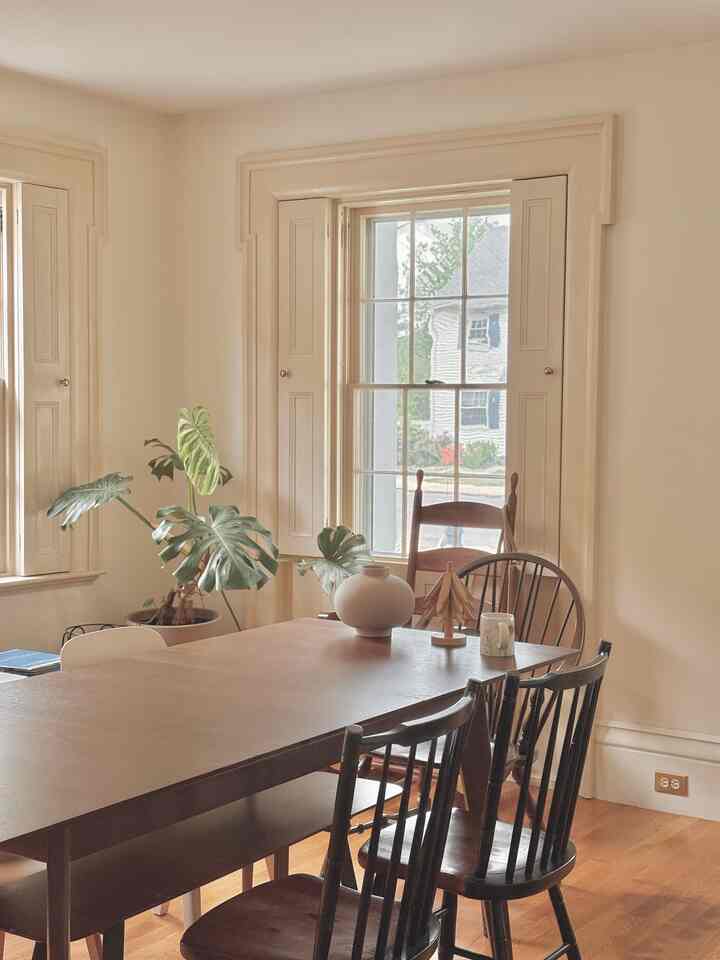 Summer corner of the hours ✨ #summervibes #summerdecor #diningtableinterior #diningtable #ikea #westelm #crateandbarrel