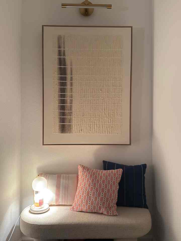 Siap untuk bersantai di hari ini 😴
.
.
#nyaman #entrance #target #targetsale #amazon #warmfeeling #candlewarmer #entryway #summer #august #walldecoration #nightview