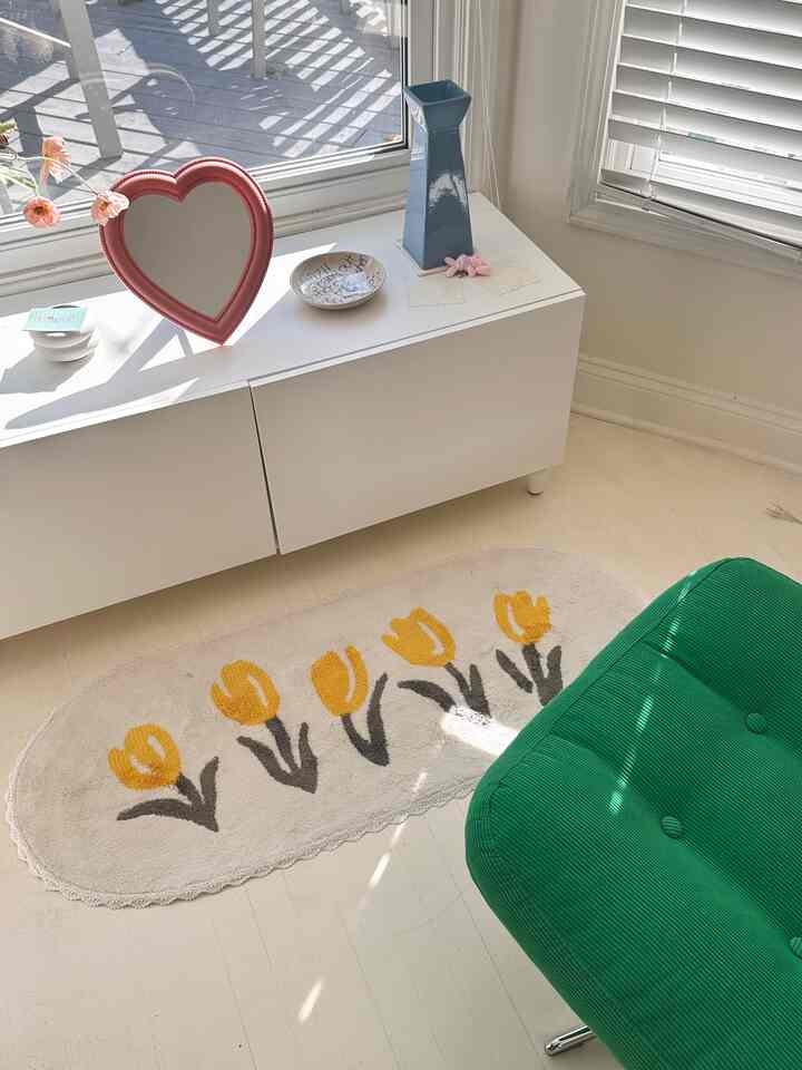 It's time to change my rug for summer !! 

#rugandhome #coastalrugs #airyvibe #summerbedding #summervibe #ikea #chair #whitewoodinterior #simpleinterior 