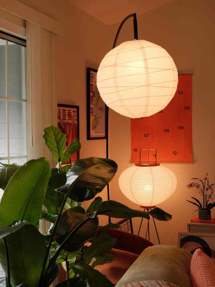 Gonna miss this corner so much :) corners are always my favorite parts of my home!

#corners #apartmentinterior #apartmentangles