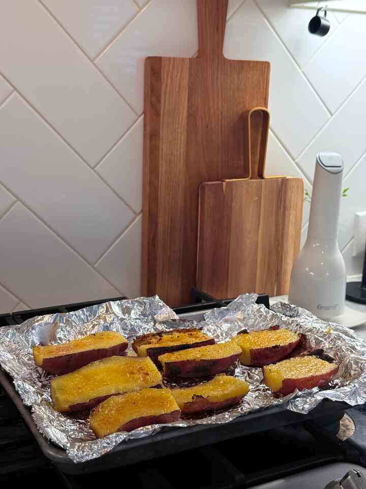 Last summer dinner with friends 🍠🍹🥰

#summertofall #kitchen #hosting #dinner #meal #lastsummer #fall #summer #cozy #kitcheninterior #party