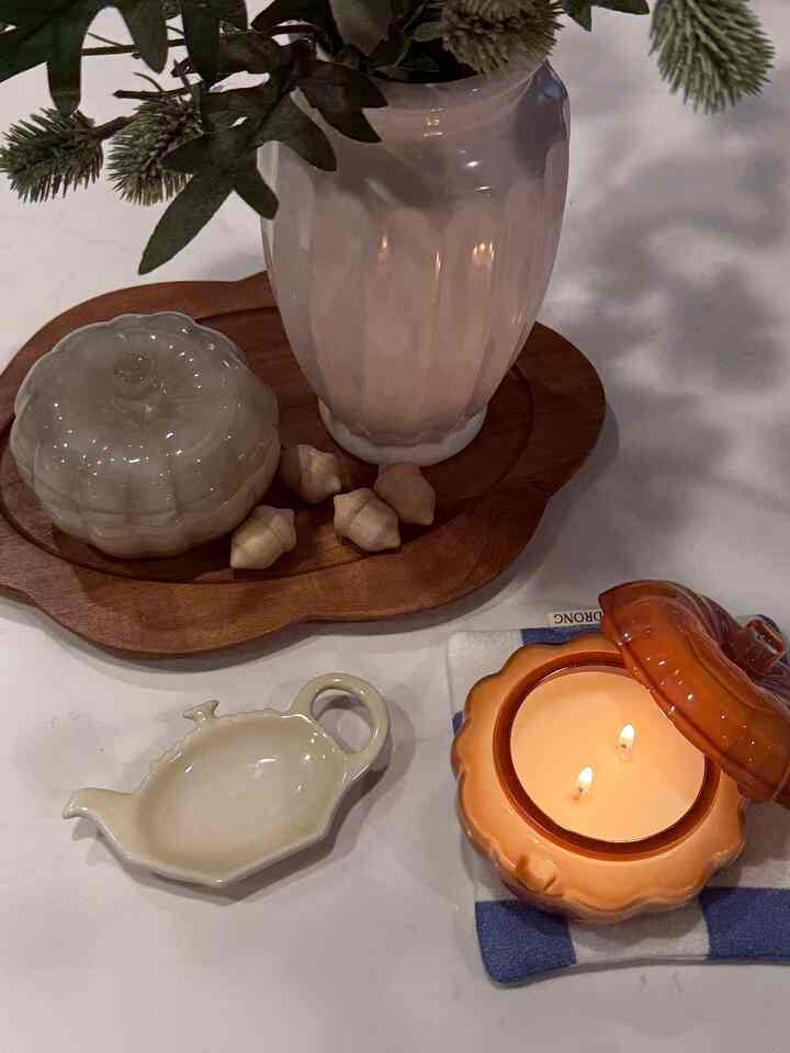 A little change in my house as Fall is coming 🍂🤎

#welcomefall #latesummer #pumpkinseason