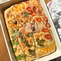 On my focaccia journey! trying out focaccia bread art today 🎨🍞
#homecooking #bakingathome #breadart #focacciabread #cozykitchen #kitchenvibes #dininginspo #tablesetting #homedecor #interiorinspo #decorinspiration #homewithstyle #cozyliving #modernhome #designlovers #lifestyledecor