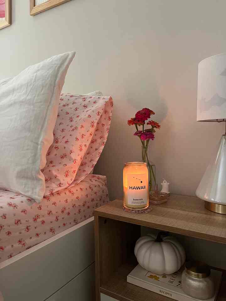 lighting a candle not only makes my home smell good but also gives it my own siginiture scent

#myspacemystyle #candle #nightstand #bedsidetable #bedroom 