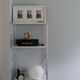 Rack beside dinning table!
#fado #ikealight #rack #bookshelf #calendar