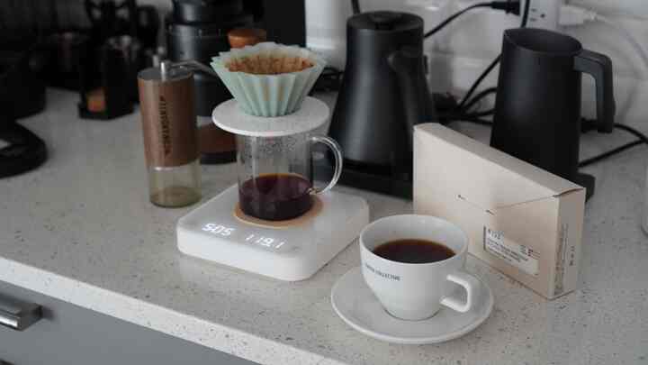 Do you like coffee? My best place at home

#scale #acaia #dripper #origami #homecafe
