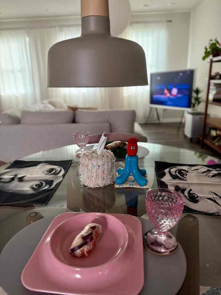 Rolling into the weekend!😋



#IKEAxGustafWestman #diningtable #crateandbarrel #ikea
