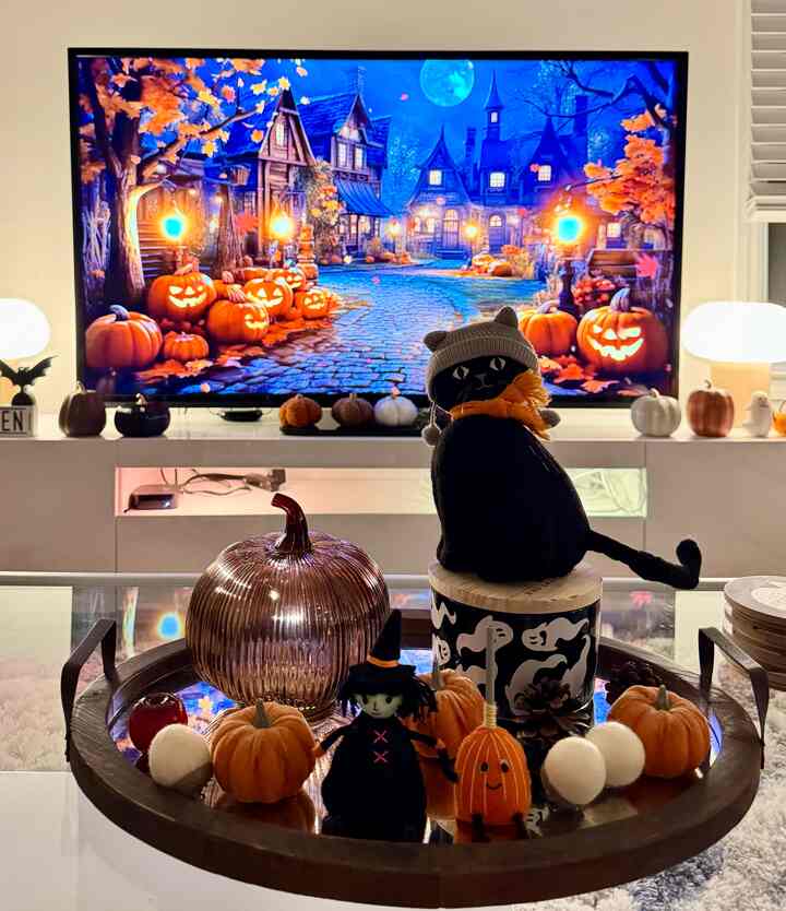 Here’s our coffee table centerpiece for Halloween this year! 👻 

I’m sure I’ll keep adding a few more things over the next couple of weeks, but I love how it turned out so far. 

The living room still feels super cozy with all the pumpkins, but those spooky touches make it even better 🎃 🧡

Happy spooky season! 👻🖤

#halloweendecor #halloweenvibes #spookyseason #fallfun #homefortheholidays #halloween #halloweendecor #halloweendecoration #fall #falldecor #falldecoration #autumn #livingroom #livingroomdecoration #livingroominterior #spooky #spookyseason #cozy #cozyhome #cozyinterior #interior #homedecor 