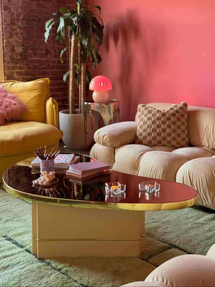 Dreamy living room vibes! ✨ Loving this cozy corner with all the textures and pops of pink. #KellyMarceloVibes #InteriorDesign #CozyHome #PinkAesthetic #LivingRoomGoals #HomeDecor #DreamySpaces #TextureLove #EclecticDecor
