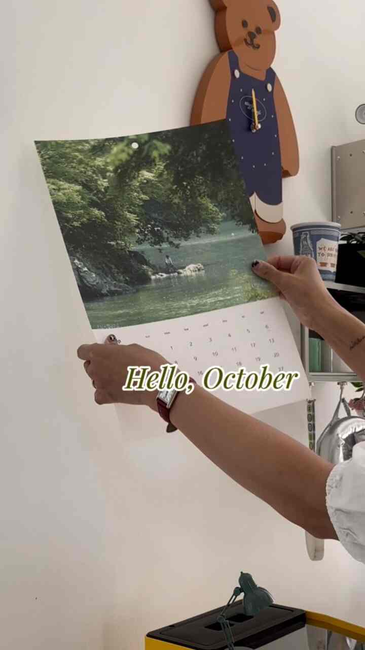 Hello, fall is coming 🍂🍁

#beforeandafter #homedecoronabudget #affordabledesign #poster #ikea #fall #fallinterior #fallvibes #autumndecor #simplefall #fallinspiration