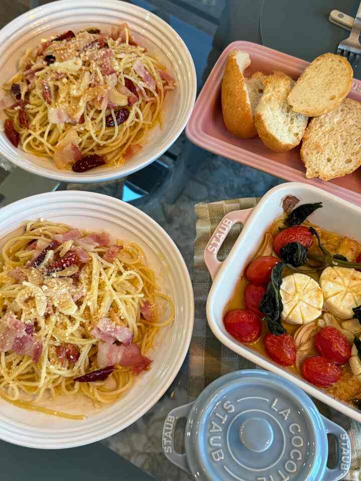 Yummy 🥹🥹🩷🩵🤍

#pastadinner #staub #lecrueset #familynight