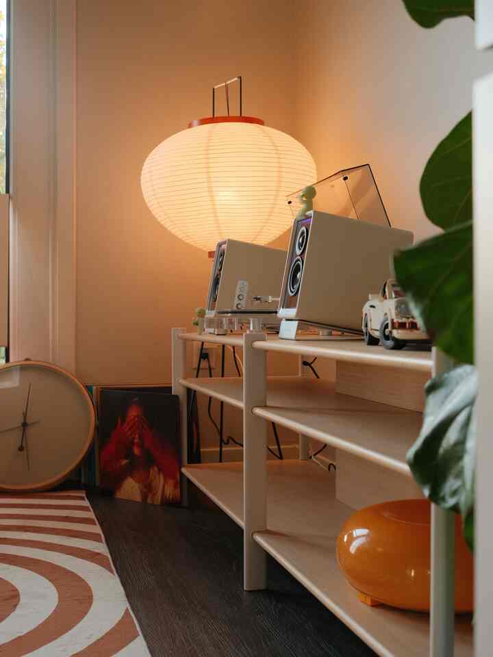 With its neutral colors, my IKEA TV stand makes my home decor pop!

Highly recommend for a simple, TV stand!

#honestreview #TVstand #IKEAfinds