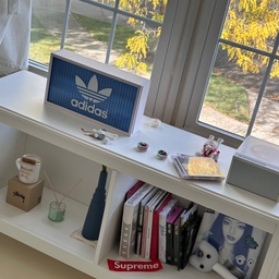 It's complete autumn mood 🍂🍂
#fallvibes #autumndecor #simplefall #fallinspiration #homeoffice #homeinterier #홈오피스 #오하우스 