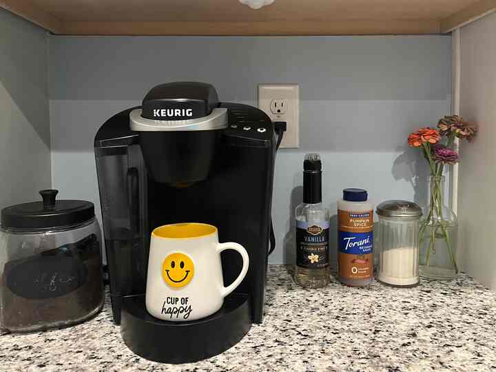 been getting a little coffee bar together #coffee #kitchen #coffeebar #kitchencounter #kitchendecor 