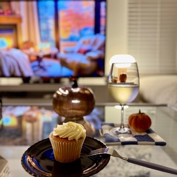 Loving these deep brown dessert plates from Target — the color feels so warm and perfect for fall 🍂
They make every little dessert moment feel extra cozy 🕯️
#budgetfriendly #falldecor #fallvibes #autumndecor #simplefall #fallinspirstion #plates #dessertplates #appetizerplates #cozy #cozyvibes #cozyhome #homedecor #interior 