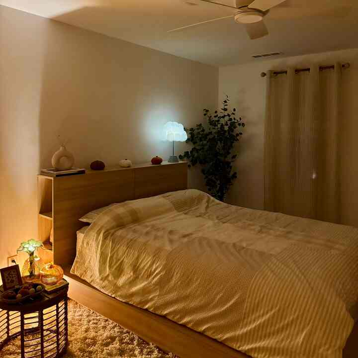 A little side view of our guest room refresh 🍃

Love how the faux tree adds a soft, natural touch — especially when the night lights are on. It’s such a peaceful bedroom now. 

#budgetfriendly #falldecor #fallvibes #autumndecor #simplefall #fallinspirstion #cozy #cozyvibes #cozyhome #homedecor #interior #bedroom #WoodInterior #woodeninterior #beige #beigeinterior #beigetone 