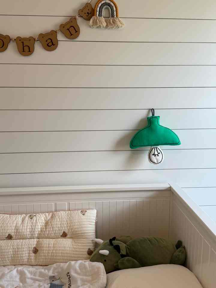 Mommy’s favorite green & my baby’s favorite dinosaurs 💚

#kidsroomdecor #babyroomdecor #minimal #maximal #cutestuff #dinosaurs 