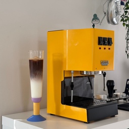 ✨Got it before it sold out at the MoMA Design Store — the colors match my espresso machine perfectly! ☕💛
#OhouseVibes #HomeCafe #CoffeeTime #MoMA #ColorMatch #EspressoLover #fall
#productreview #realreview #homeaccent #budget #hometips