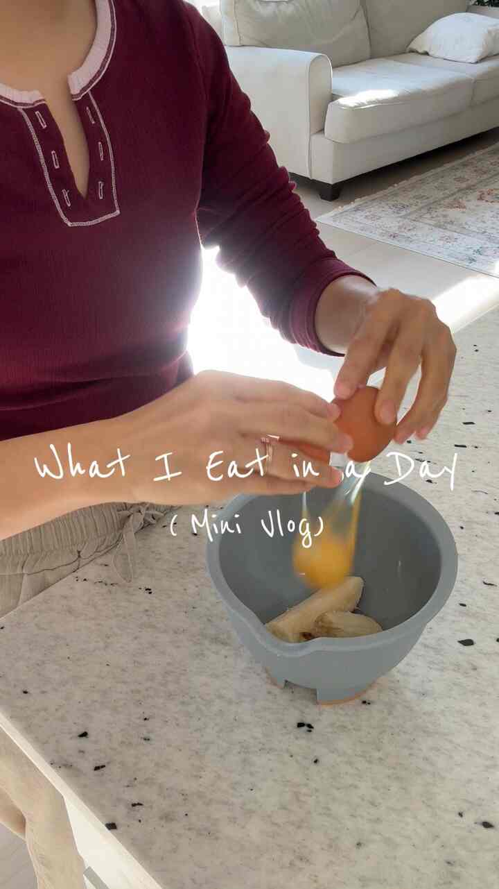 What I ear in a day at home 😋

#homecook #whatieatinaday #foodvlog #dailymeals #homecooking #homemade #interior #homedecor