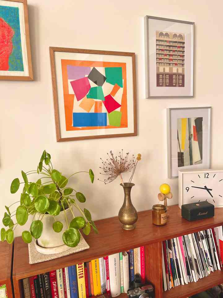 私の棚には何があるかな？ :)
#キャンドル #clock #wallart #gallerywall #homeaccessories