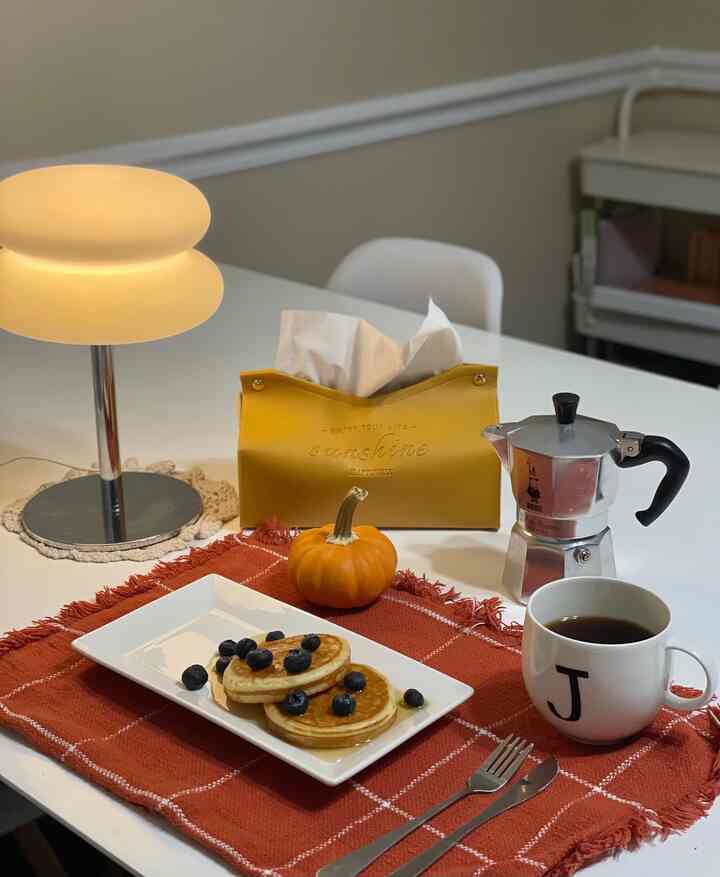 Brunch today: 
Pumpkin pancakes made with fresh pumpkin puree. Sweet enough without any sugar, and the color is just gorgeous. I wish I had sprinkled a little more cinnamon on top 🧡

#brunchathome #homemadebrunch #cozybrunch #homevibes #cozyhome #homecooking #homecafe #smallkitchen