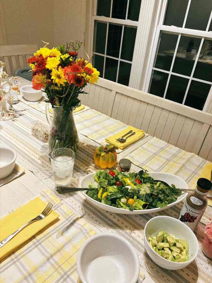 When you add some flowers on the table, you realize how this small addition makes a huge difference in the room.


#holidayhosting #gatherandglow #friendsgiving #thanksgivingdecor #cozyhome #autumndefor #farmhouse #cottage